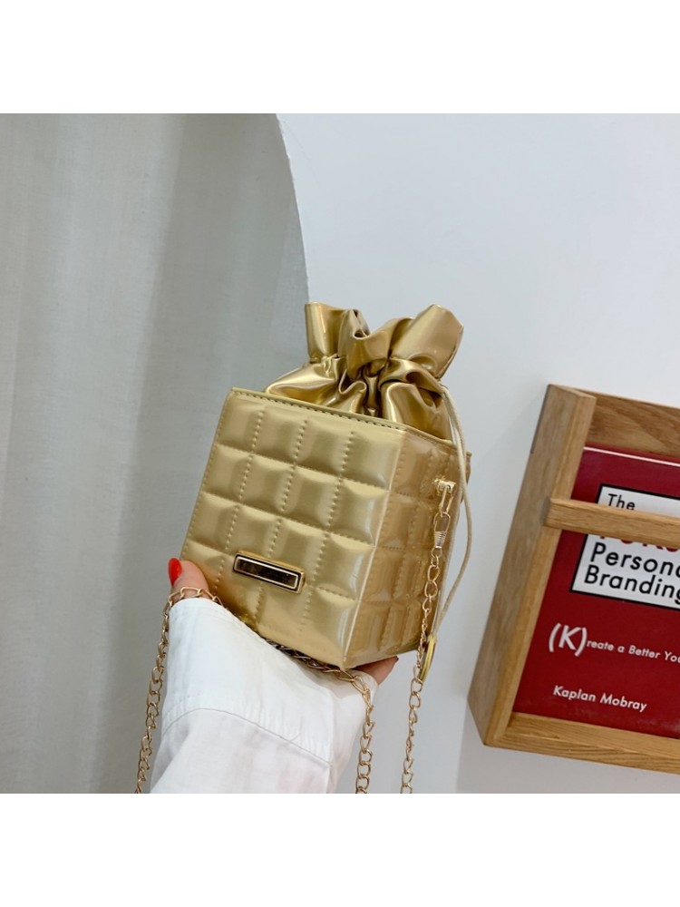 Vintage Style Plaid Design Drawstring Box Shoulder Bags Vintage Style Plaid Design Drawstring Box Shoulder Bags