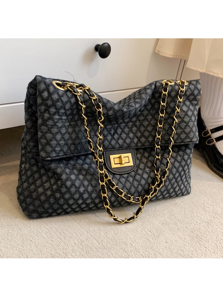 Fashion Rhombus Lattice Large Capacity Shoulder Bag