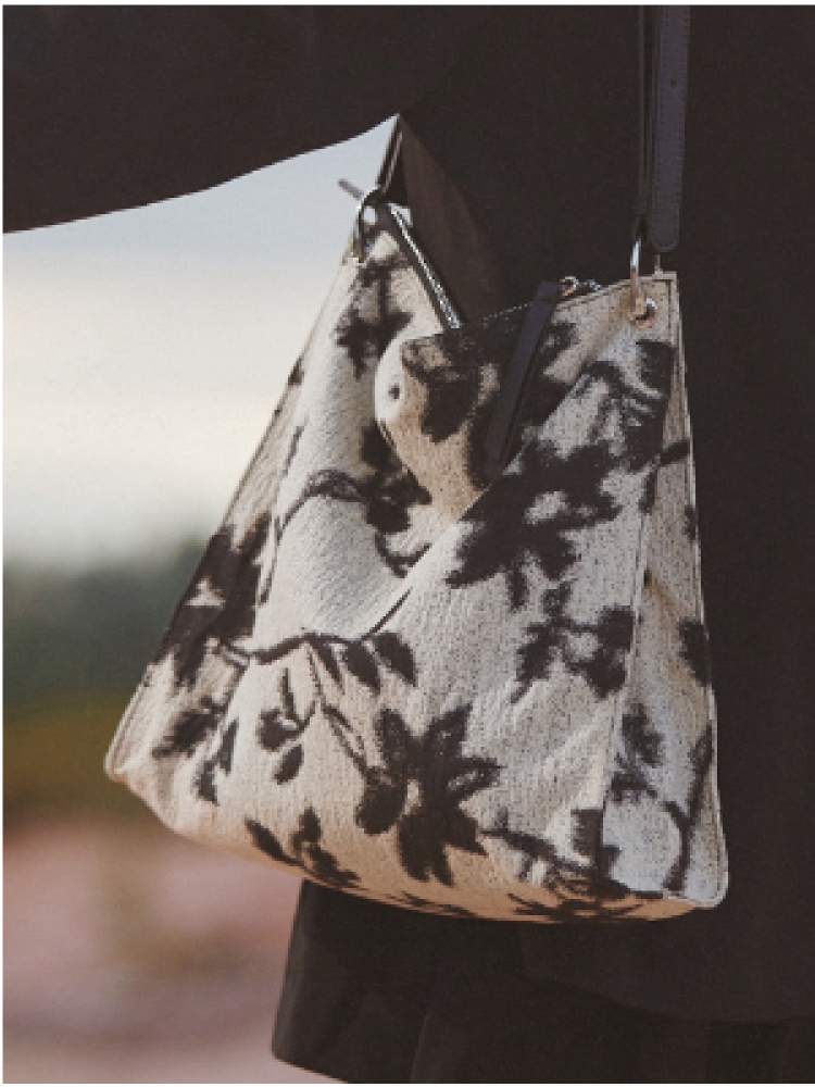 Fashion Jacquard Weave Tote Bags