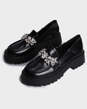 Thick crust small wear round large yard leather shoes