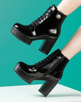 High-heeled platform plus velvet short boots for women