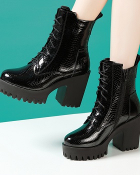 Large yard platform martin boots for women Large yard platform martin boots for women