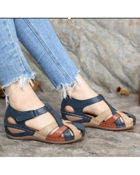 Large yard slipsole lithe cross sandals for women